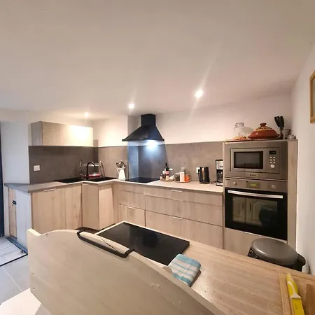 Holiday home Sejour Paisible En De Charme Avec En Campagne - Fr-1-496-334 *