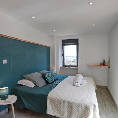 Holiday home Sejour Paisible En De Charme Avec En Campagne - Fr-1-496-334 *