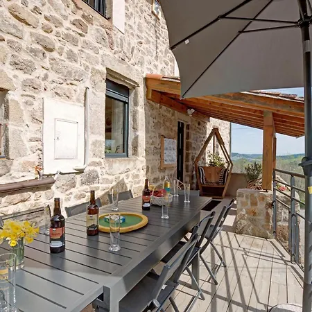 Sejour Paisible En De Charme Avec En Campagne - Fr-1-496-334 Saint-Julien-Molin-Molette